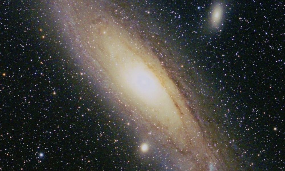 Andromeda Galaxy M31 & dist gal